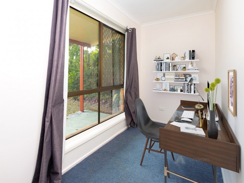 26 Newburn Street, Hillcrest QLD 4118