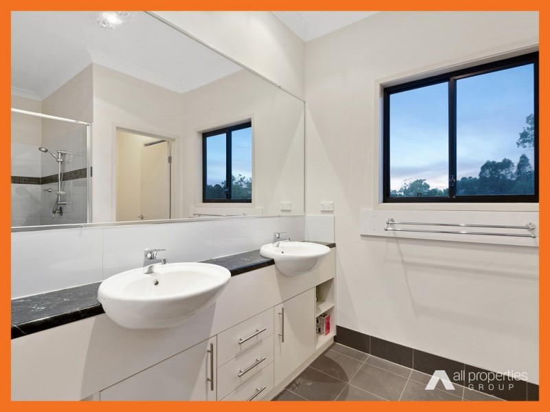 2 Tulloch Street, Bellbird Park QLD 4300