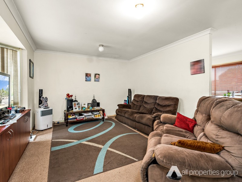 20 Robert South Drive, Crestmead QLD 4132