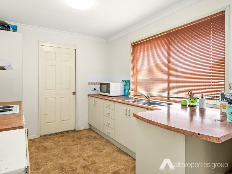 20 Robert South Drive, Crestmead QLD 4132