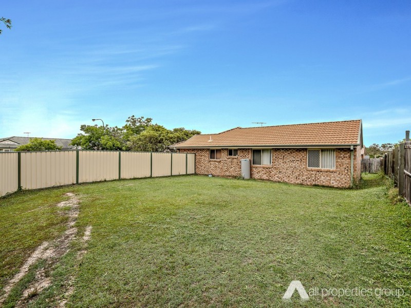 20 Robert South Drive, Crestmead QLD 4132