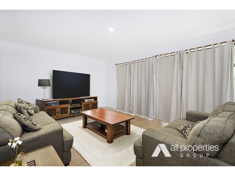 65 Oakview Street, Parkinson QLD 4115