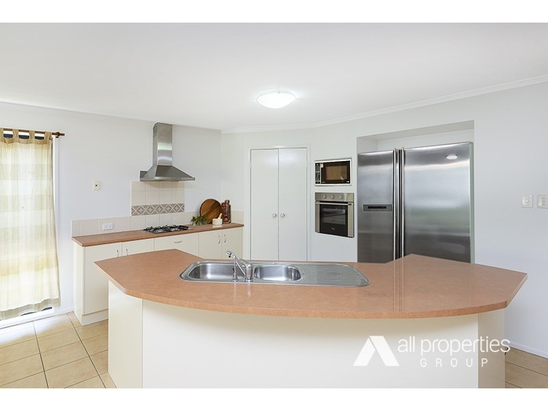 65 Oakview Street, Parkinson QLD 4115