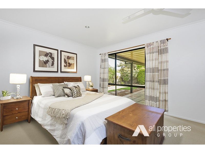 65 Oakview Street, Parkinson QLD 4115