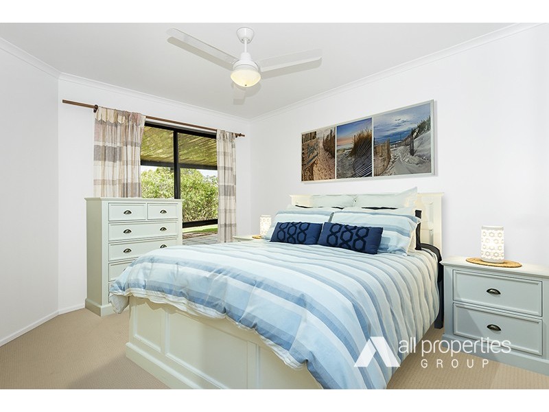 65 Oakview Street, Parkinson QLD 4115