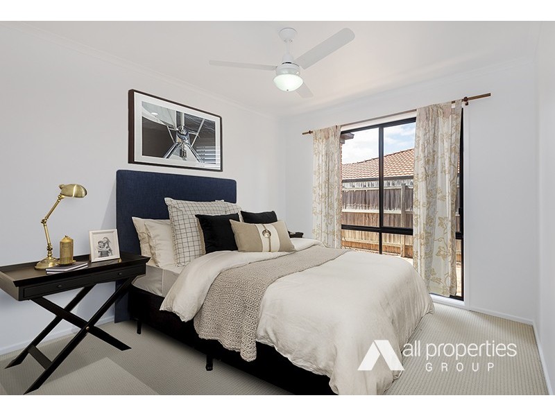 65 Oakview Street, Parkinson QLD 4115