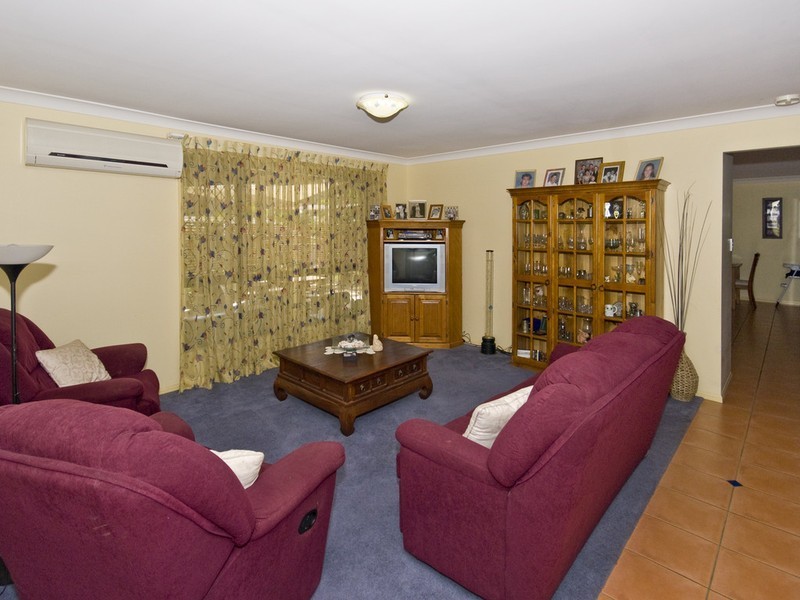 14 Dampier Cres, Drewvale QLD 4116