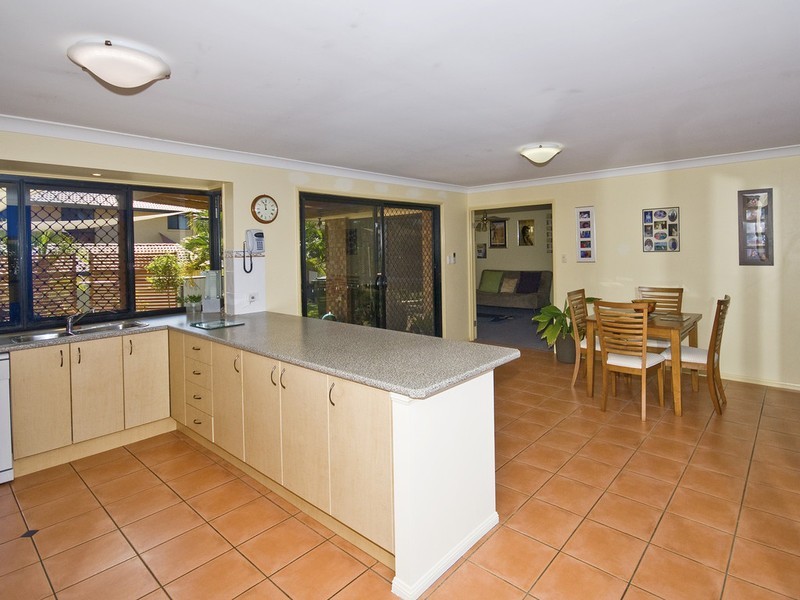 14 Dampier Cres, Drewvale QLD 4116