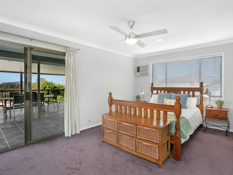 2 Brochet St, Mansfield QLD 4122