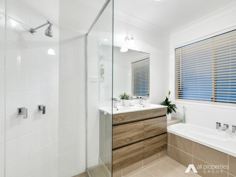 12 Carrican Ct, Greenbank QLD 4124