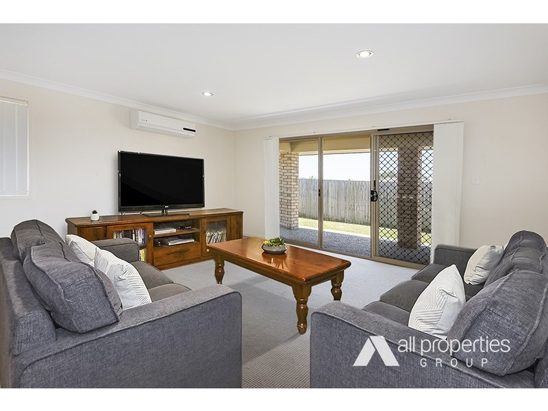 13 Ernestine Circuit, Eagleby QLD 4207