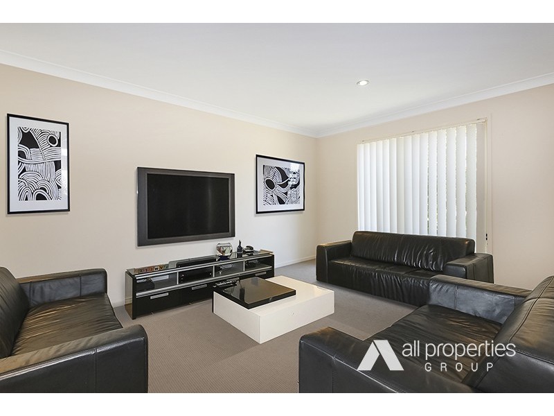 13 Ernestine Circuit, Eagleby QLD 4207
