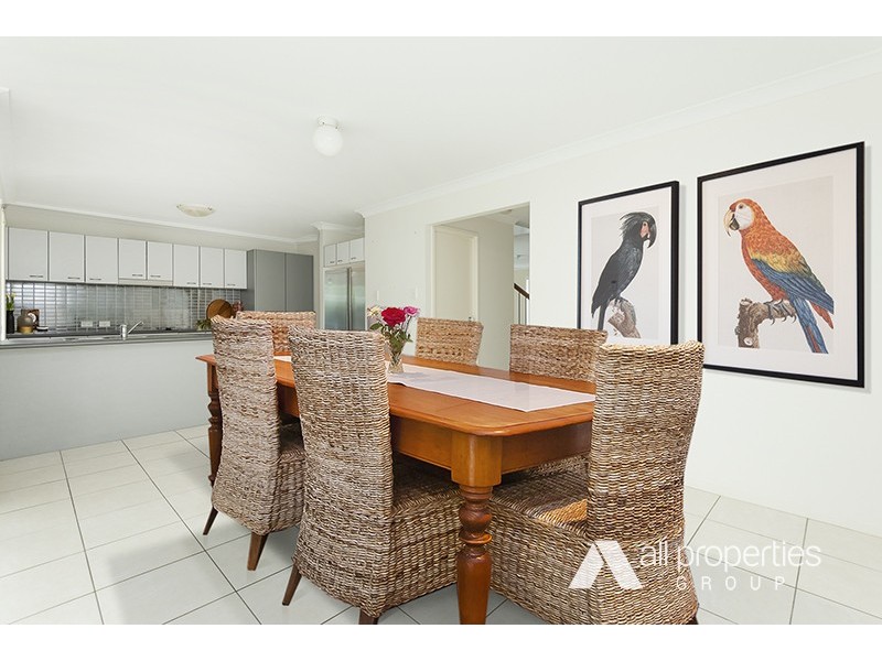 11 DELAFORCE STREET, Regents Park QLD 4118