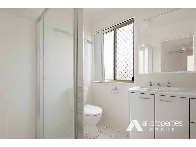 11 DELAFORCE STREET, Regents Park QLD 4118