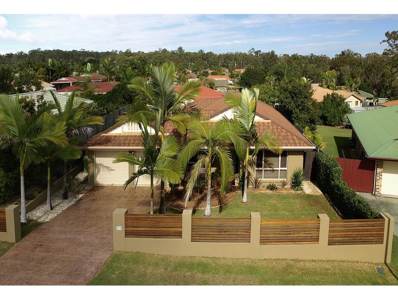 37 Benjamina Crct, Regents Park QLD 4118