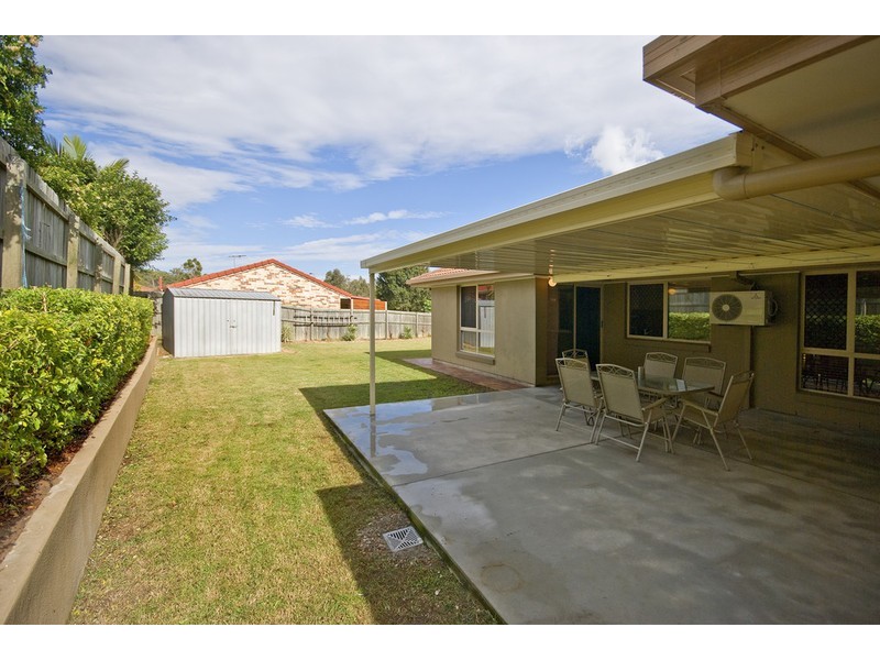 37 Benjamina Crct, Regents Park QLD 4118