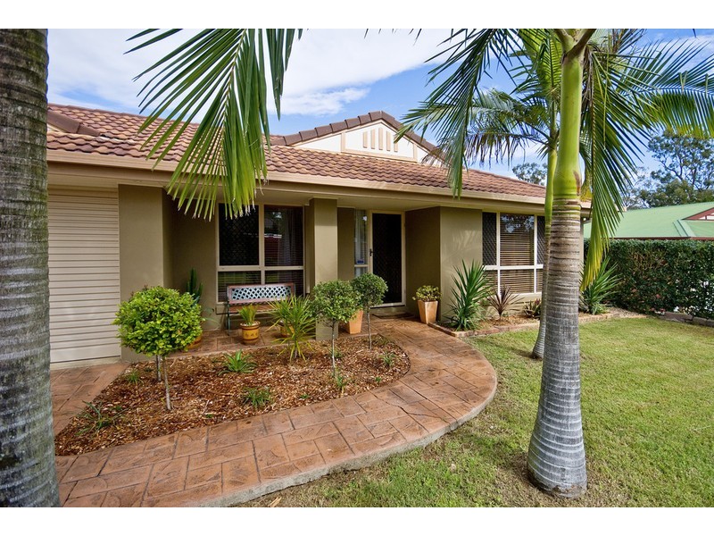37 Benjamina Crct, Regents Park QLD 4118