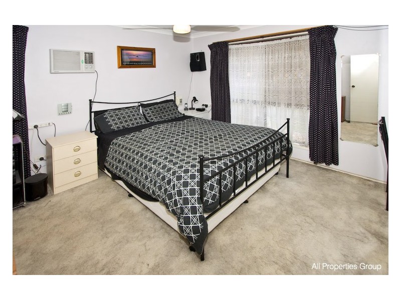 22 Brett Ave, Browns Plains QLD 4118