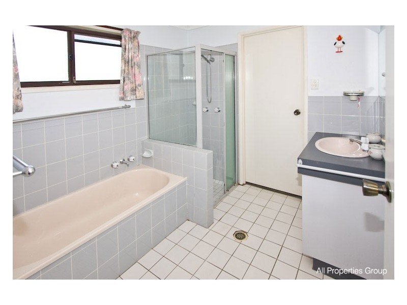 22 Brett Ave, Browns Plains QLD 4118