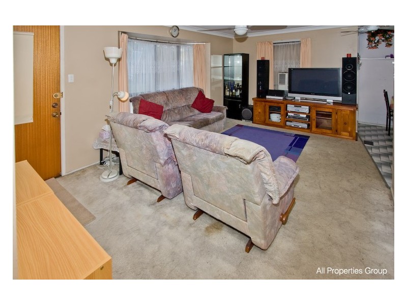 22 Brett Ave, Browns Plains QLD 4118