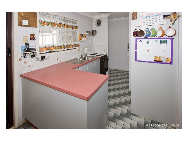 22 Brett Ave, Browns Plains QLD 4118