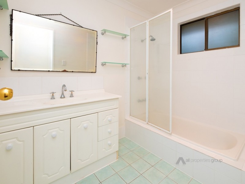 6 Sussex Street, Browns Plains QLD 4118