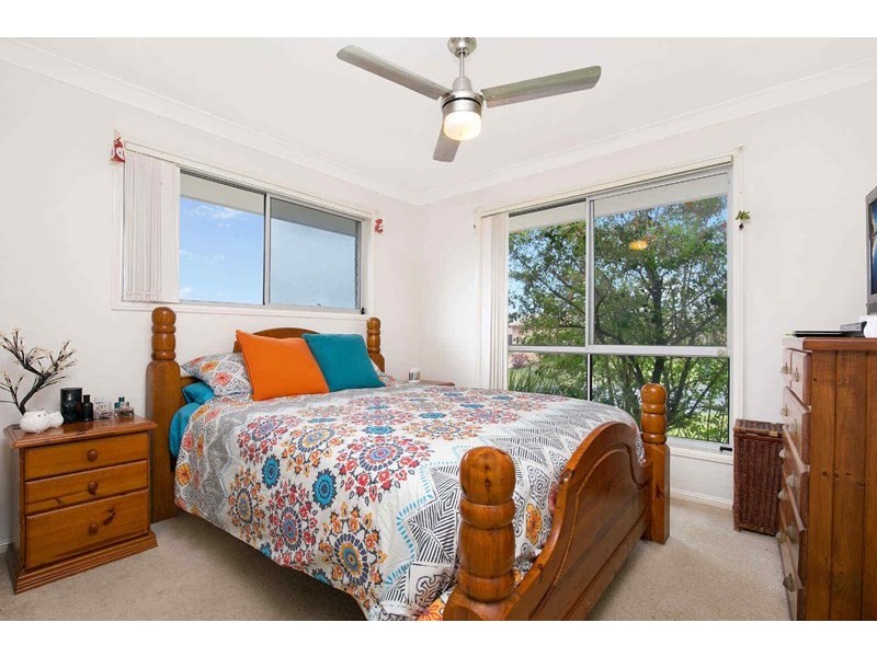31 CHARLTON PLACE, Regents Park QLD 4118