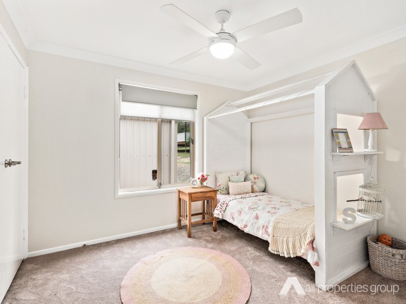 27-29 Gisbourne Street, Forestdale QLD 4118