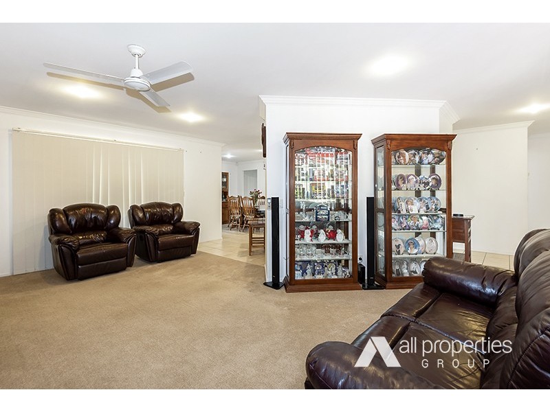 5 Cleland Court, Parkinson QLD 4115