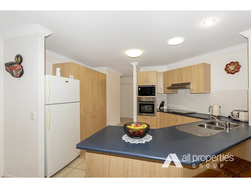 5 Cleland Court, Parkinson QLD 4115