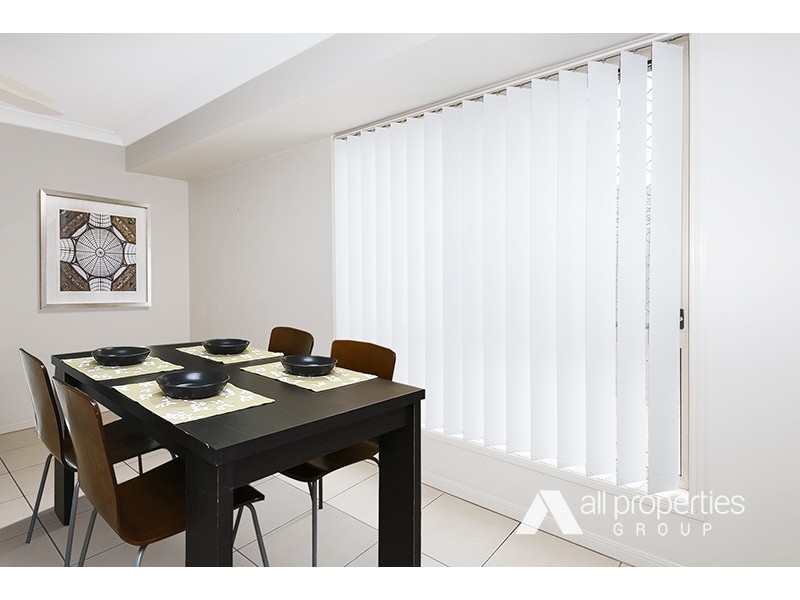 70 Steelwood Street, Heathwood QLD 4110