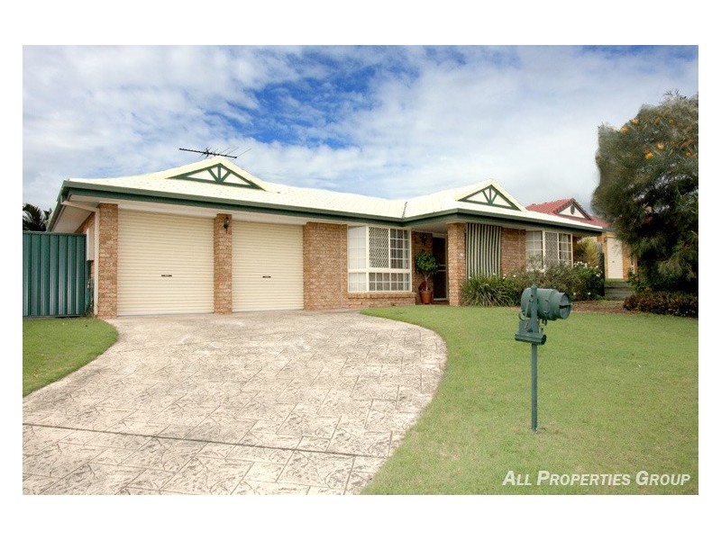 4 Kookaburra Place, Durack QLD 4077
