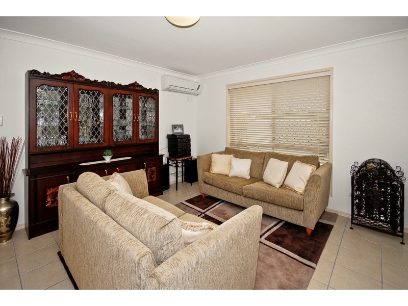 57 Dampier Cres, Drewvale QLD 4116