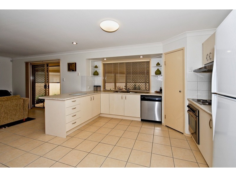 57 Dampier Cres, Drewvale QLD 4116