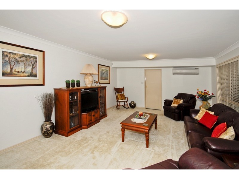 57 Dampier Cres, Drewvale QLD 4116