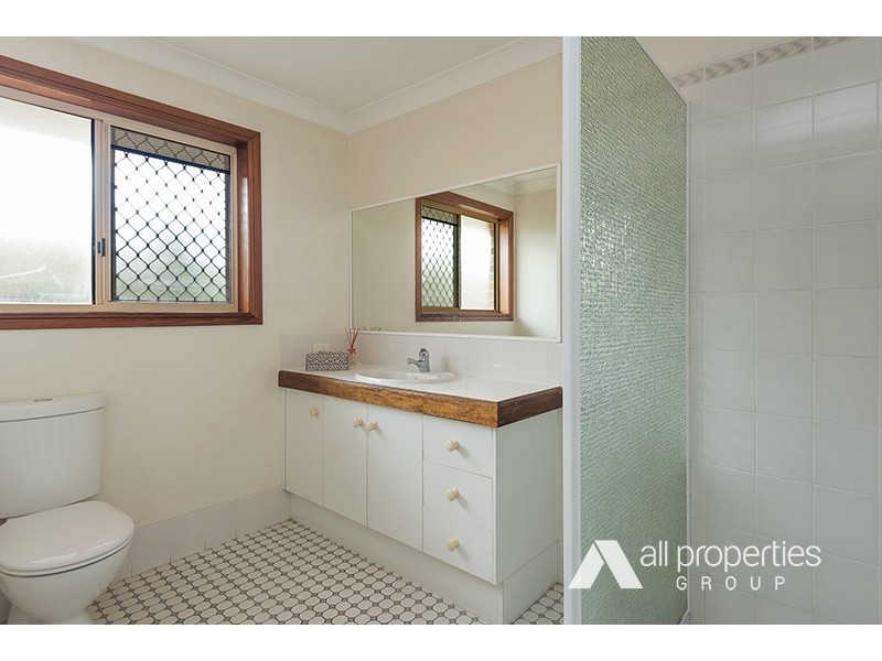 9 Ashford Pl, Parkinson QLD 4115