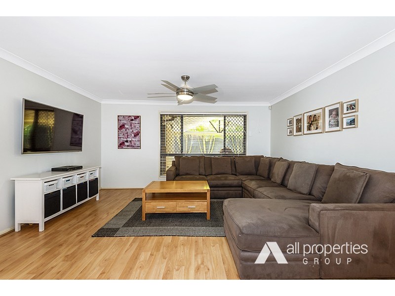 24 Daintree Drive, Parkinson QLD 4115