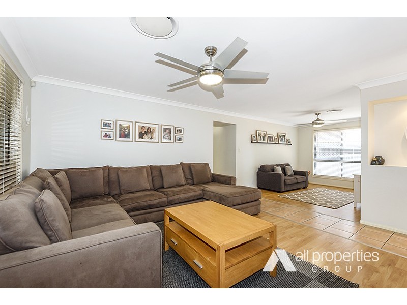 24 Daintree Drive, Parkinson QLD 4115