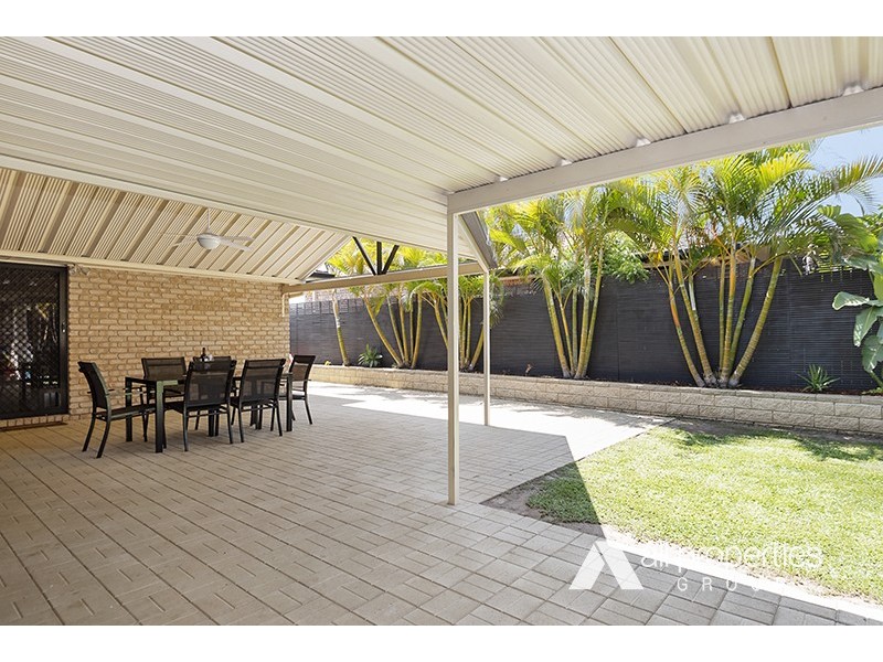 24 Daintree Drive, Parkinson QLD 4115