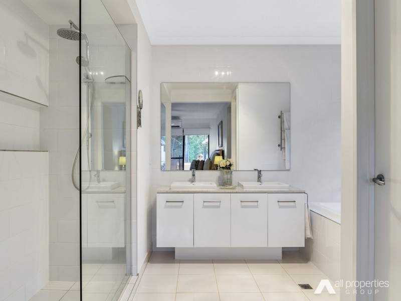 27-31 Bushlark Place, Greenbank QLD 4124