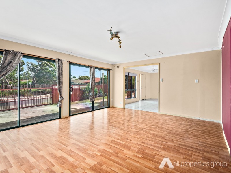 8 Brooke St, Crestmead QLD 4132