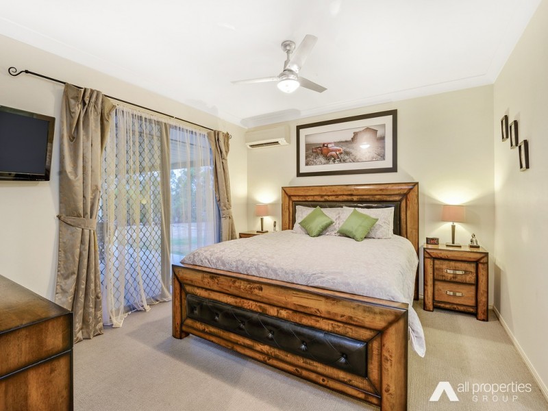 42 Springboard Cres, New Beith QLD 4124