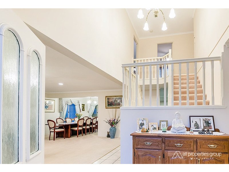 15 Aspen Crescent, Parkinson QLD 4115