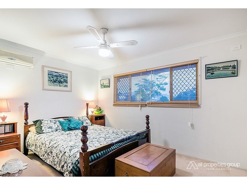 15 Aspen Crescent, Parkinson QLD 4115