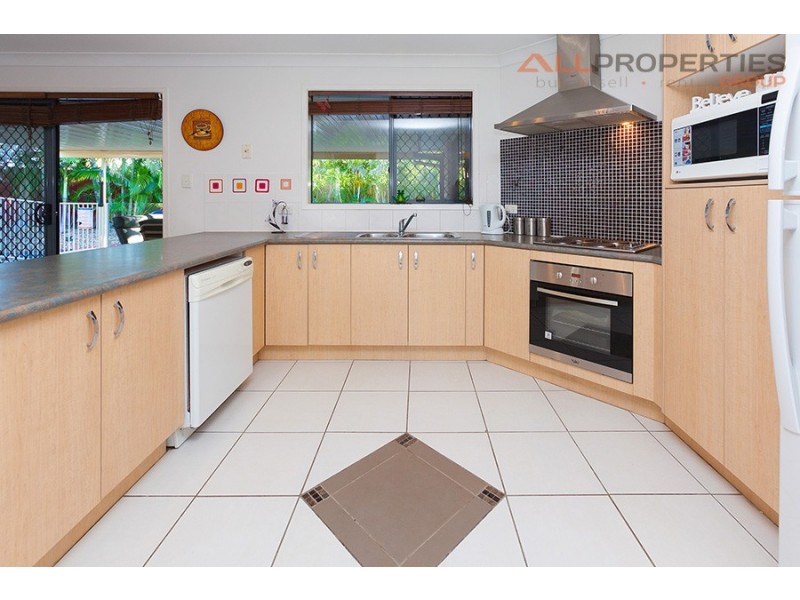 70 Dampier Cres, Drewvale QLD 4116