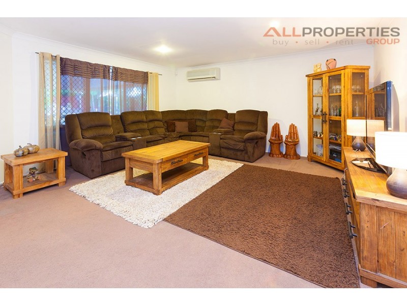 70 Dampier Cres, Drewvale QLD 4116