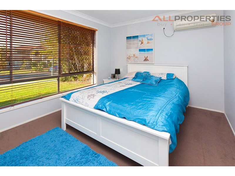 70 Dampier Cres, Drewvale QLD 4116