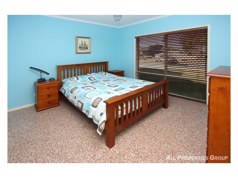 80 Cascades Drive, Forest Lake QLD 4078