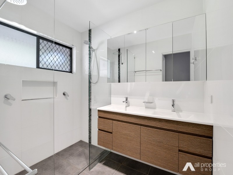 17 Algol Street, Regents Park QLD 4118