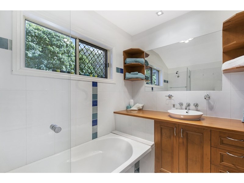 116 Gordon St, Ormiston QLD 4160
